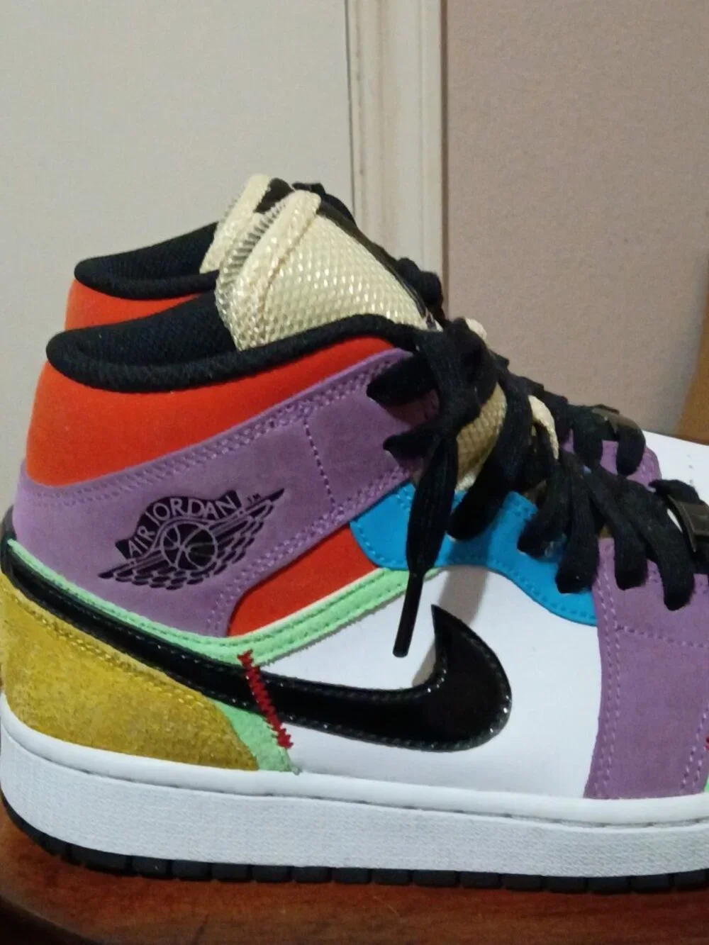 Nike Air Jordan 1 Mid SE Shoes Womens Size 7.5 Lightbulb Multicolor CW1140-100 - Picture 4 of 13